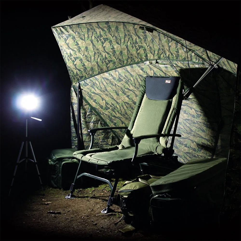 NGT 21 LED / 500 Lumen Light System & USB Powerbank 10,400mAh